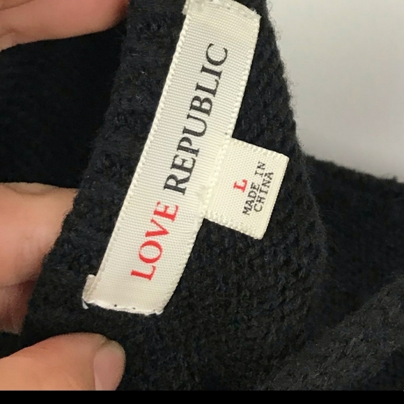 Knit Rose Embroidery Cropped Crochet Top Boho - Picture 3 of 5